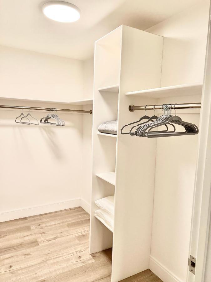 Modern 2 Bed Furnished Apartment In كوينسي المظهر الخارجي الصورة