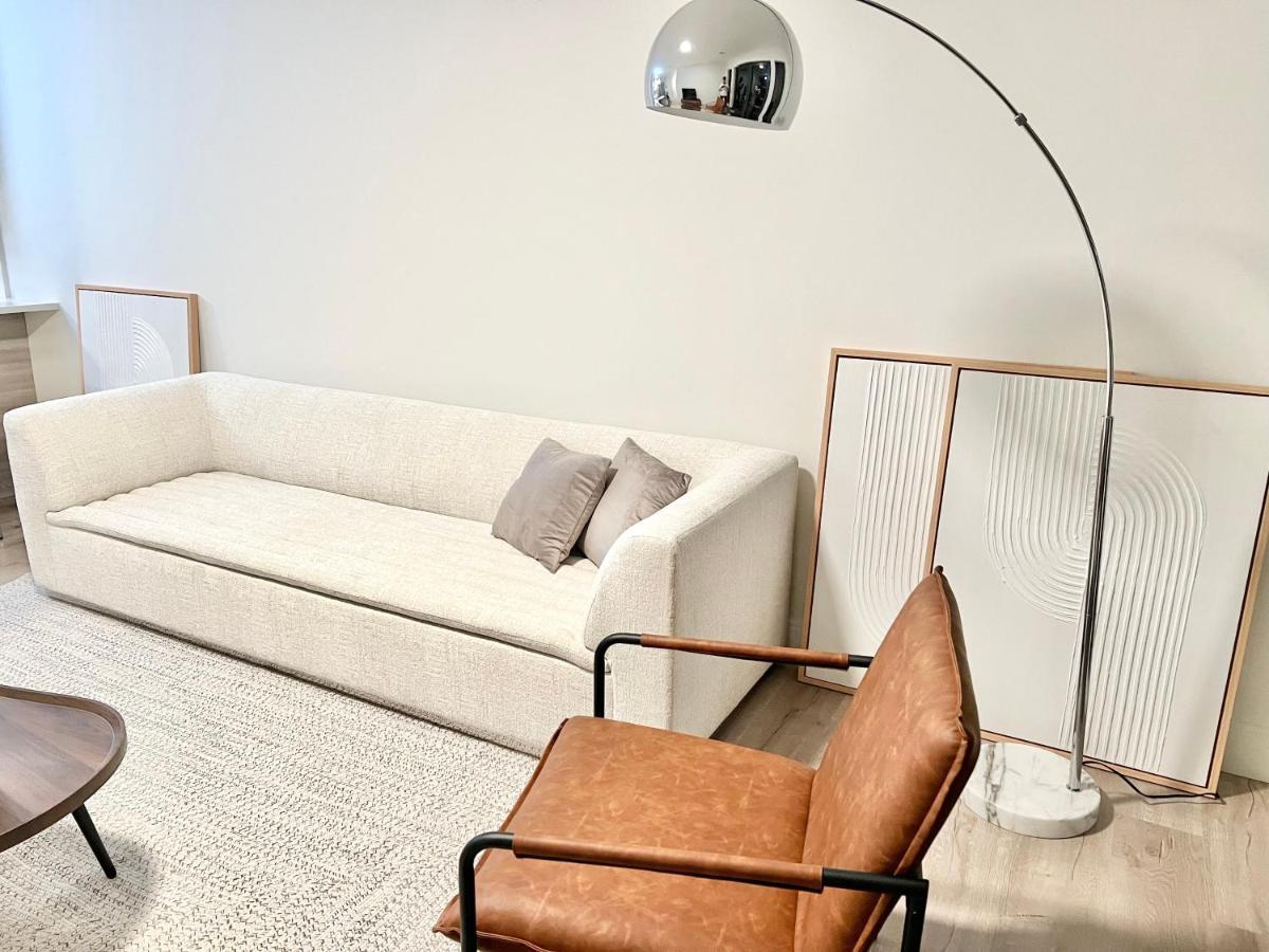 Modern 2 Bed Furnished Apartment In كوينسي المظهر الخارجي الصورة